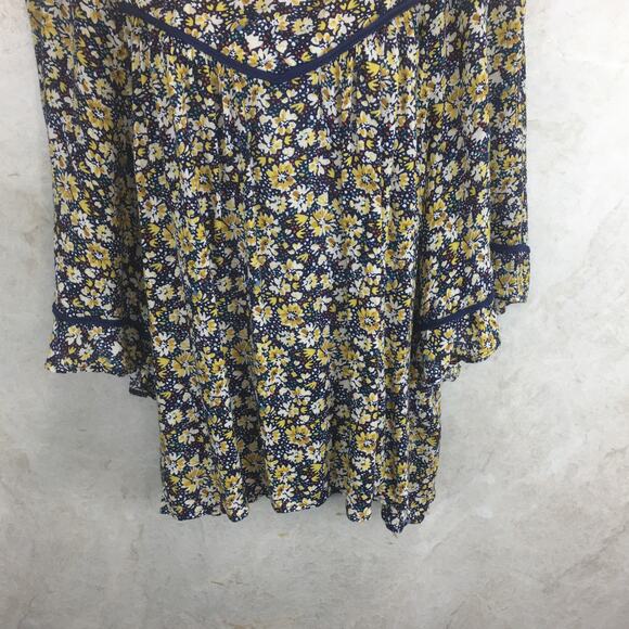 Democracy Multi-Color Cool Summer Floral Top Women's Size 2X - Picture 8 of 15